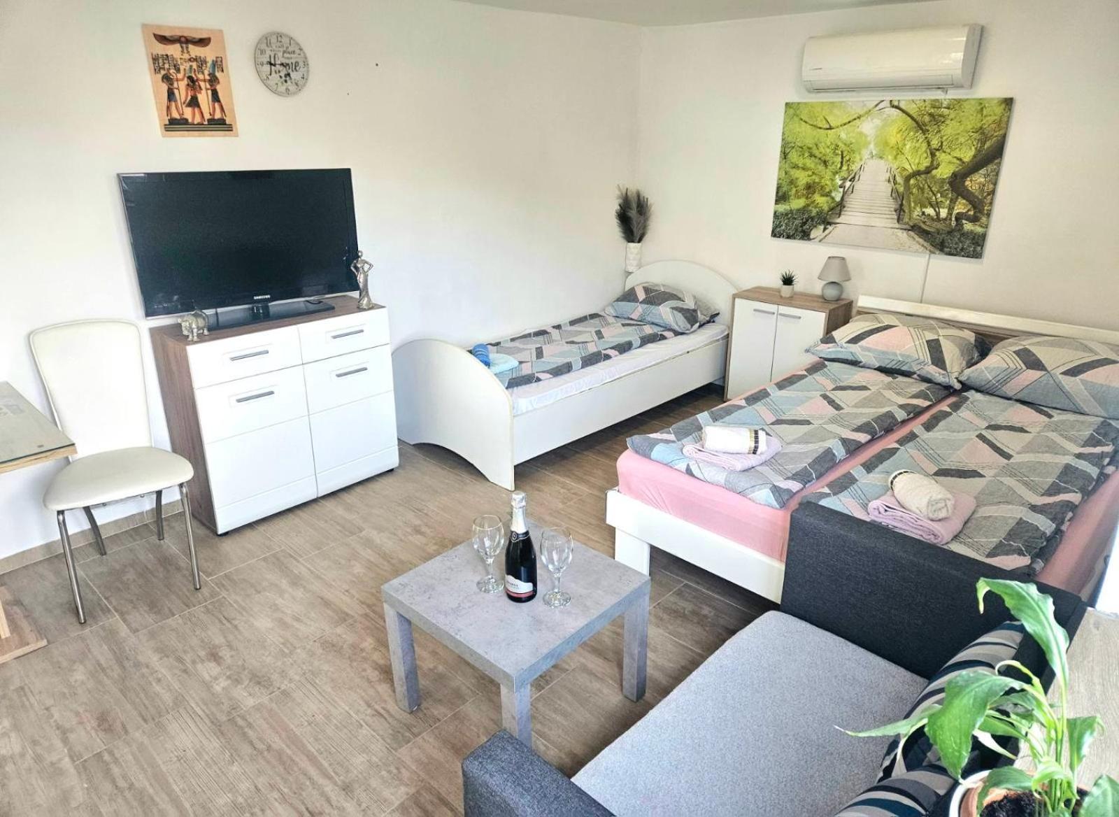 Apartments Karin Блед Екстер'єр фото